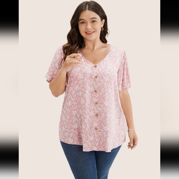 BloomChic Tops - BloomChic Plus Size Blouse NWT